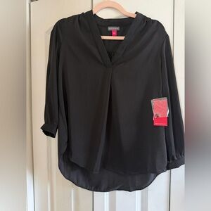 Vince Camuto Black V-Neck Blouse